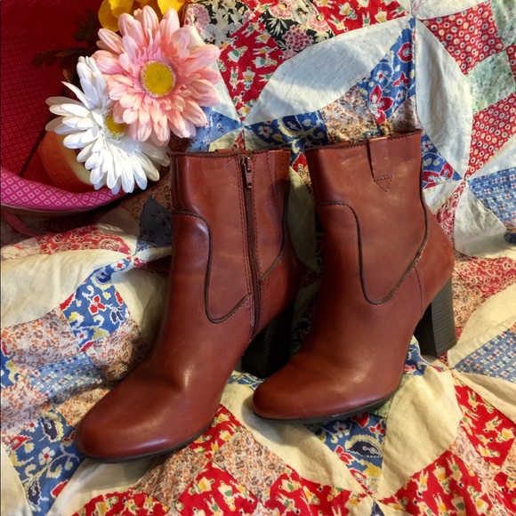 Clarks Shoes - Clarks boots